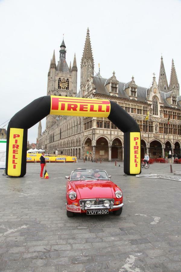 Temps De Pose Apartamento Ieper Exterior foto